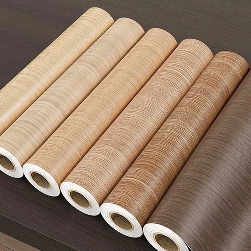 Proč se PET/PVC fólie z dřevěných vláken stávají díky rozmachu ekologicky šetrné renovace domů novým favoritem pro domácí a komerční dekorace?